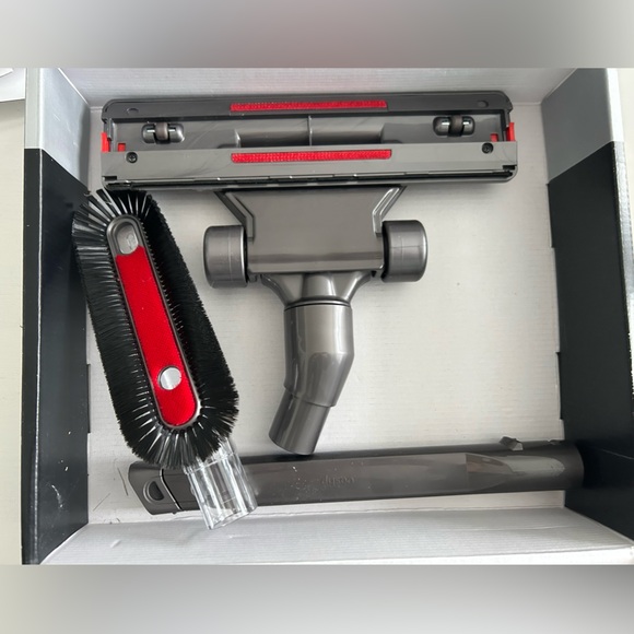 Dyson Total Clean Kit - Picture 4 of 5